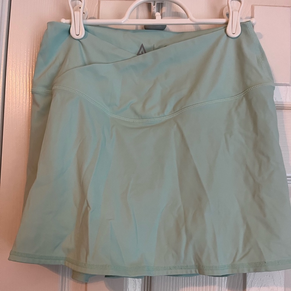 Adair golf tennis skirt light green pockets